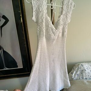 Elegant White Lace Sleepwear